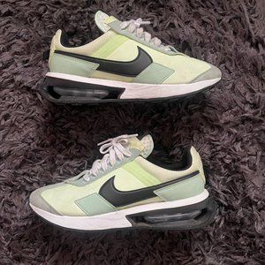 NIKE Air Max Pre-Day Light Liquid Lime 6.5 women’s 8 green Yellow Dd0338-300